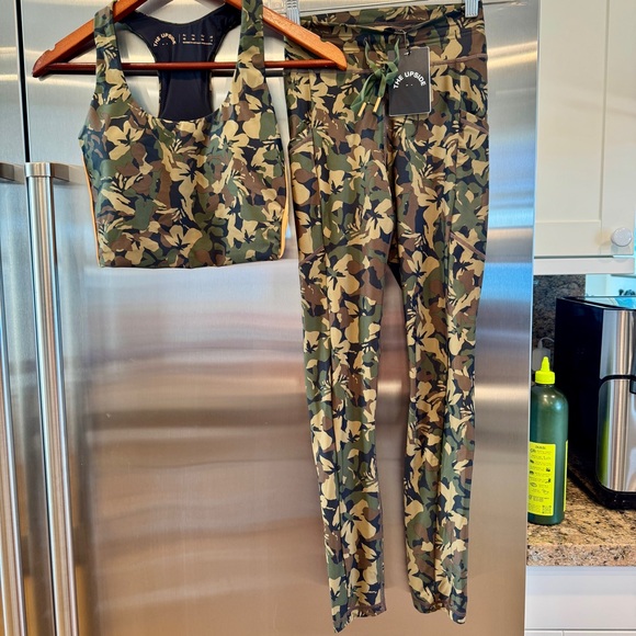 NWT The Upside SET Basecamp Margot Top and 25” Pocket Leggings Camouflage Camo - Picture 2 of 16